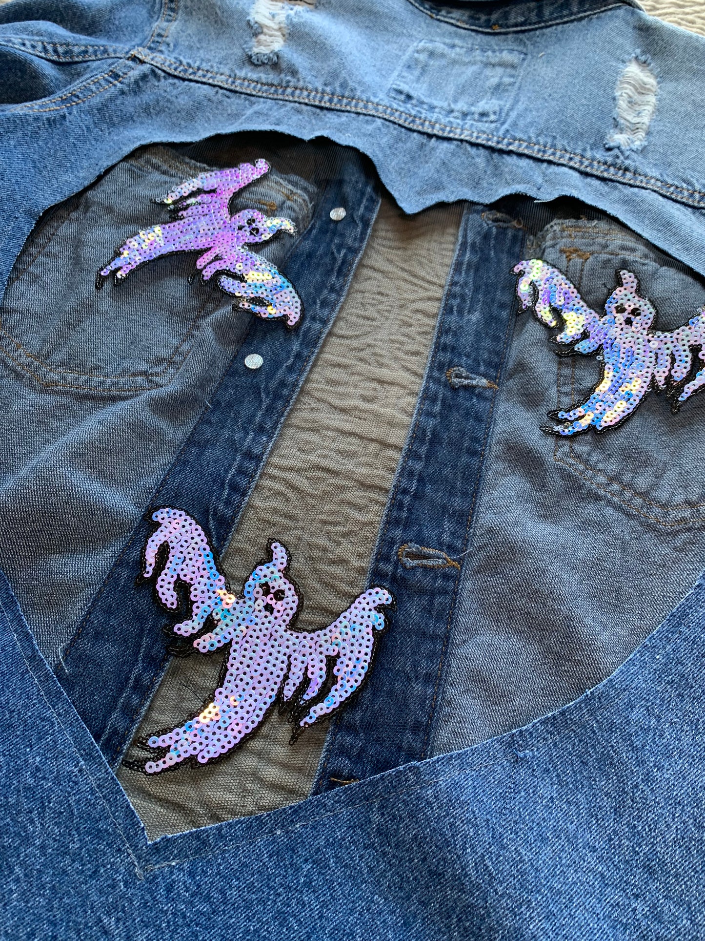 Heart Cutout Distressed Denim Ghost Jacket   [L]