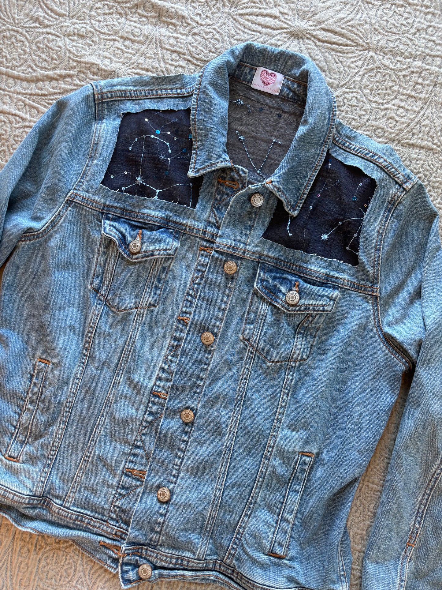 Constellation Light-Wash Denim Jacket [L]