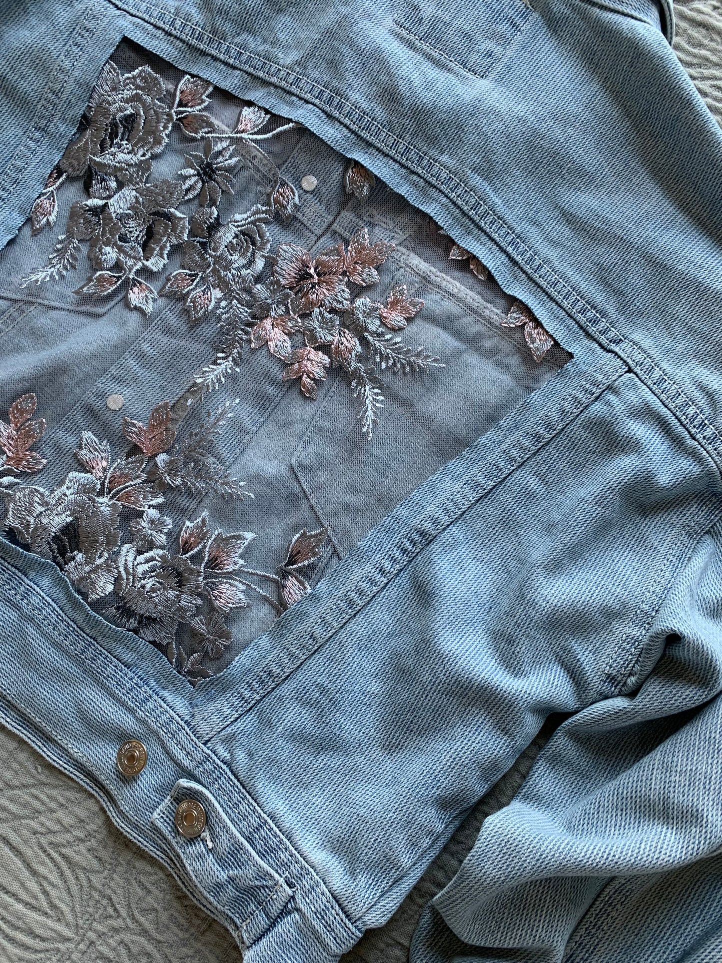 Striped Denim Silver Floral Jacket [L]