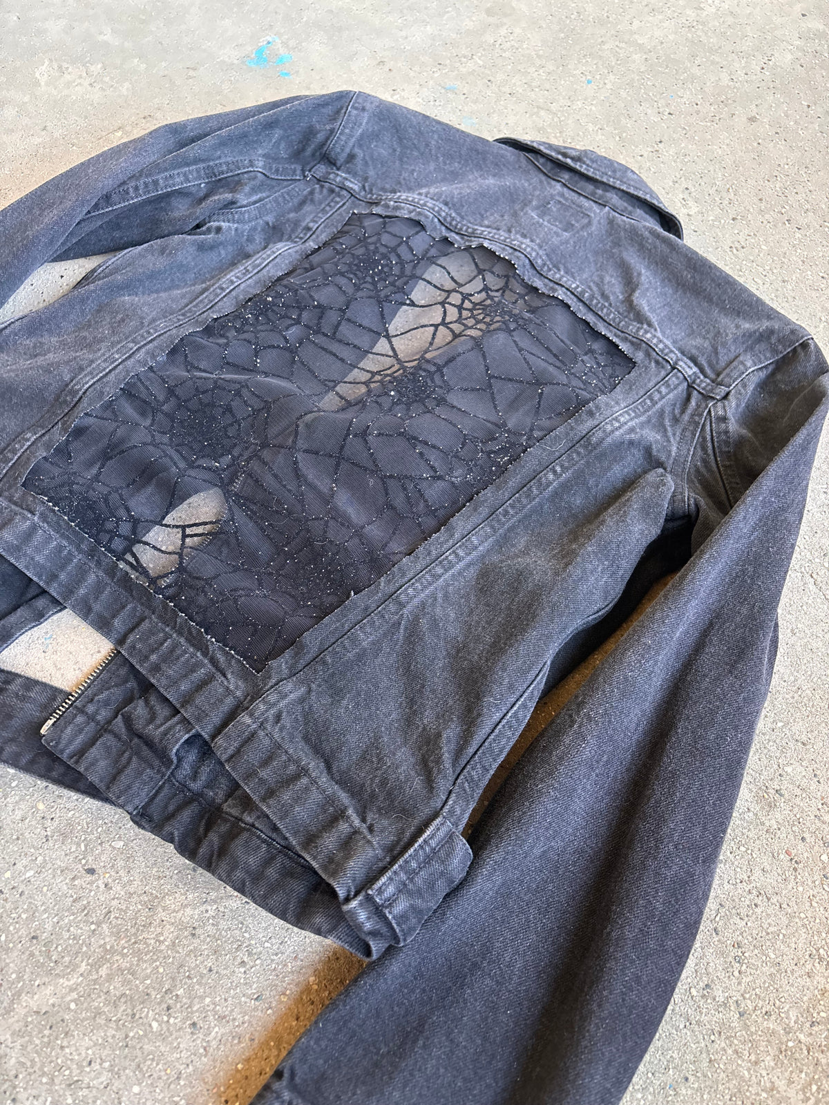 Black Denim Spider Webs Belted Jacket [S]