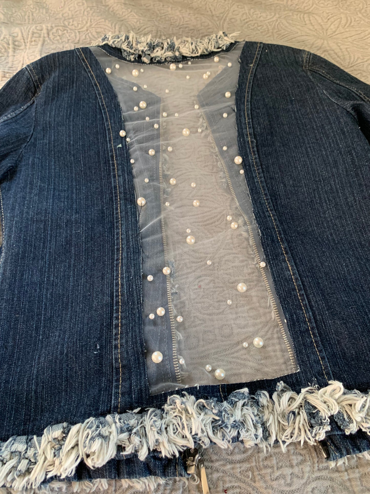 Denim Fray Trimmed Pearls and Charms [L]