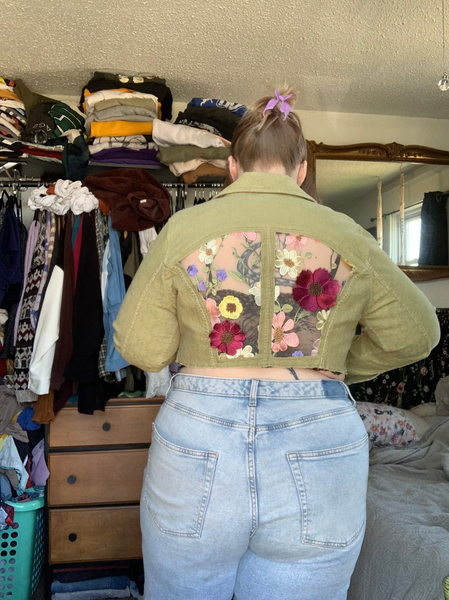 Cropped Green Denim Appliqué Wildflowers [XL]