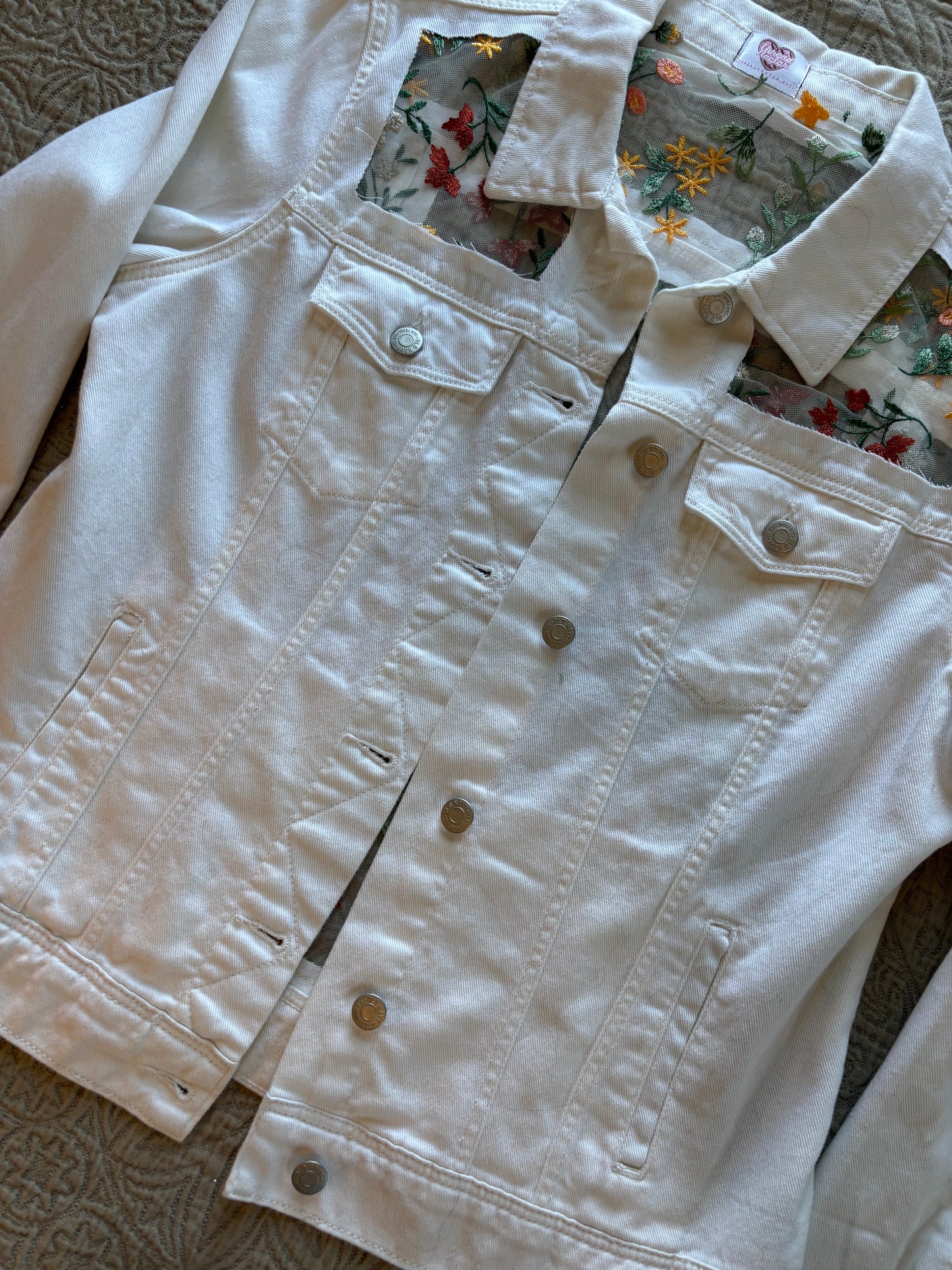 Fall Wildflowers White Denim Jacket [XL]