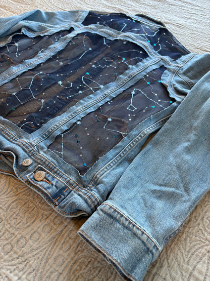 Constellation Light-Wash Denim Jacket [L]